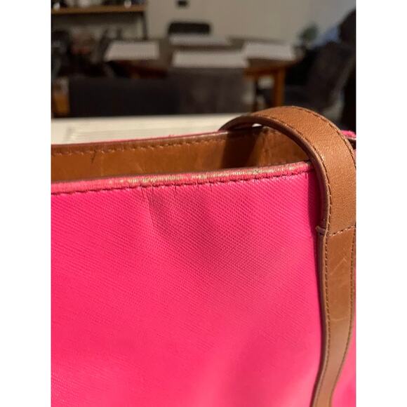 Fossil Expandable Gwen Shopper Tote Bag Travel Leather Wax Coated Pyramid Pink - Picture 15 of 16